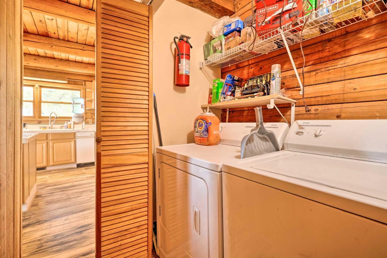 Chalet Mountain Bliss With Great Views!