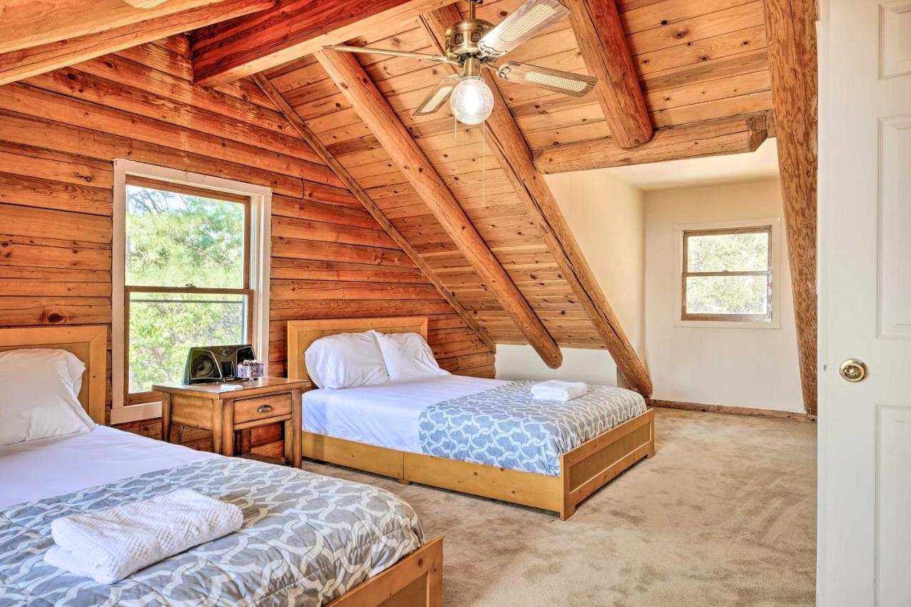 Mountain Bliss With Great Views!